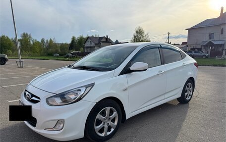 Hyundai Solaris II рестайлинг, 2012 год, 950 000 рублей, 13 фотография