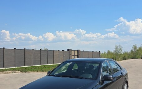 Mercedes-Benz C-Класс, 2011 год, 1 390 000 рублей, 2 фотография