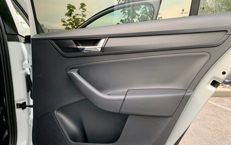 Skoda Rapid I, 2018 год, 1 090 000 рублей, 18 фотография