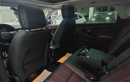 Land Rover Range Rover Evoque II, 2025 год, 5 849 000 рублей, 9 фотография