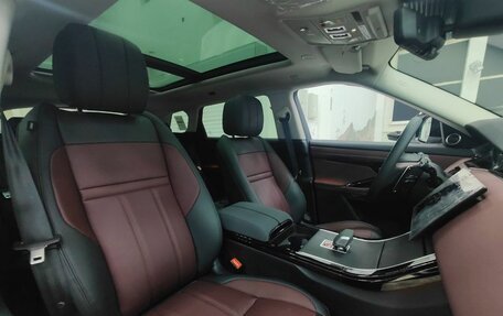 Land Rover Range Rover Evoque II, 2025 год, 5 849 000 рублей, 10 фотография