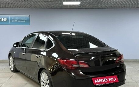 Opel Astra J, 2013 год, 712 000 рублей, 7 фотография