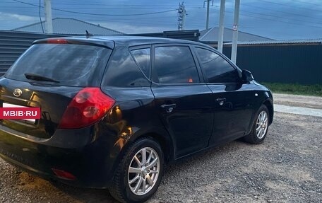KIA cee'd I рестайлинг, 2009 год, 270 000 рублей, 4 фотография