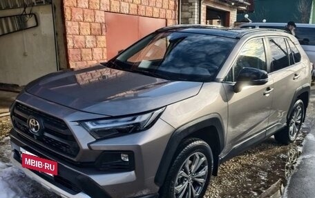 Toyota RAV4, 2025 год, 4 150 000 рублей, 3 фотография