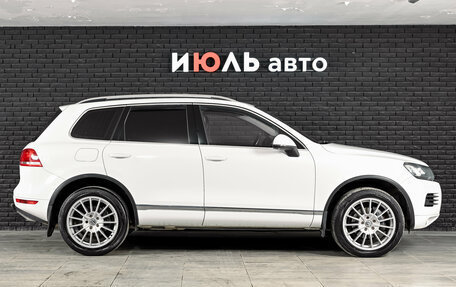 Volkswagen Touareg III, 2013 год, 1 990 000 рублей, 10 фотография
