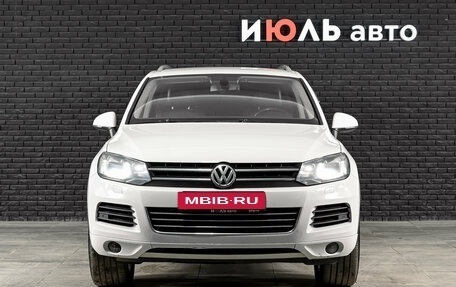 Volkswagen Touareg III, 2013 год, 1 990 000 рублей, 3 фотография