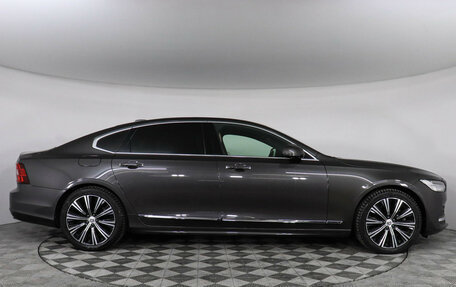 Volvo S90 II рестайлинг, 2021 год, 3 950 000 рублей, 4 фотография