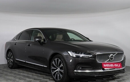 Volvo S90 II рестайлинг, 2021 год, 3 950 000 рублей, 3 фотография