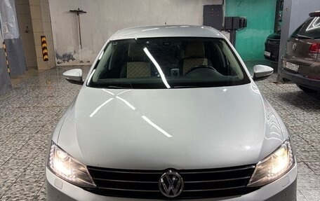 Volkswagen Jetta VI, 2014 год, 1 100 000 рублей, 10 фотография