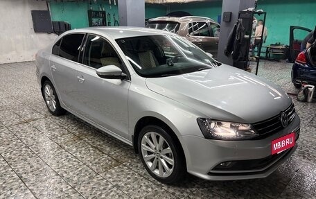 Volkswagen Jetta VI, 2014 год, 1 100 000 рублей, 3 фотография