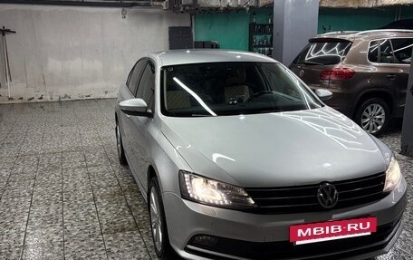Volkswagen Jetta VI, 2014 год, 1 100 000 рублей, 2 фотография