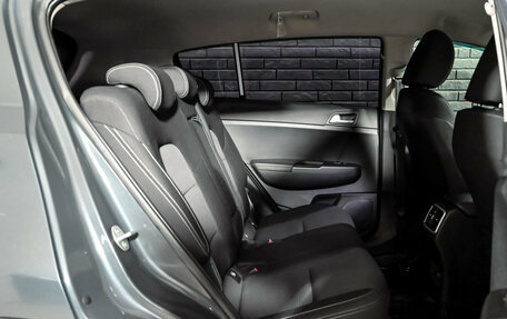 KIA Sportage IV рестайлинг, 2021 год, 2 400 000 рублей, 20 фотография