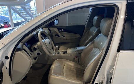 Infiniti QX50 I рестайлинг, 2013 год, 1 930 000 рублей, 16 фотография