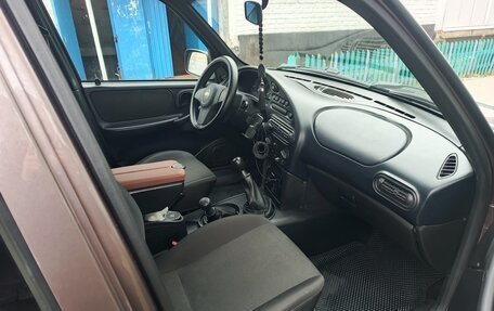 Chevrolet Niva I рестайлинг, 2018 год, 700 000 рублей, 4 фотография