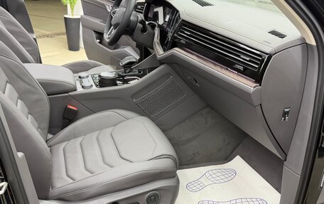 Volkswagen Touareg III, 2025 год, 8 000 000 рублей, 30 фотография