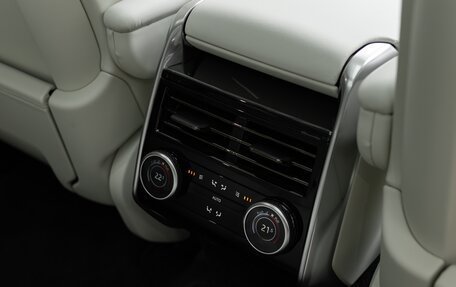 Land Rover Range Rover IV рестайлинг, 2026 год, 23 990 000 рублей, 37 фотография