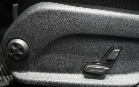Mercedes-Benz E-Класс, 2019 год, 3 275 000 рублей, 12 фотография