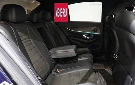 Mercedes-Benz E-Класс, 2019 год, 3 275 000 рублей, 16 фотография