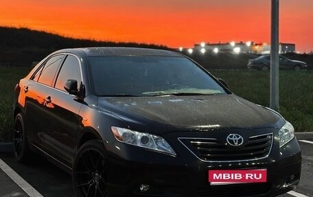 Toyota Camry, 2007 год, 950 000 рублей, 1 фотография