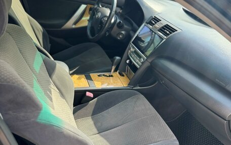 Toyota Camry, 2007 год, 950 000 рублей, 2 фотография