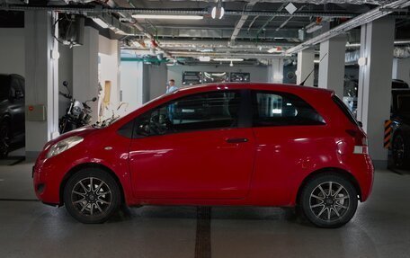 Toyota Yaris III рестайлинг, 2010 год, 520 000 рублей, 8 фотография