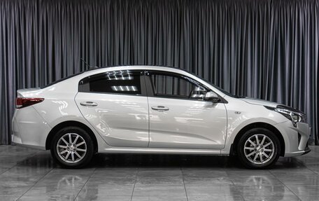 KIA Rio IV, 2021 год, 1 669 000 рублей, 5 фотография