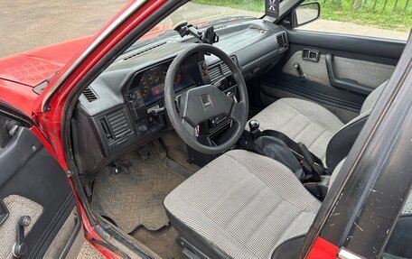 Mazda 323, 1986 год, 200 000 рублей, 7 фотография