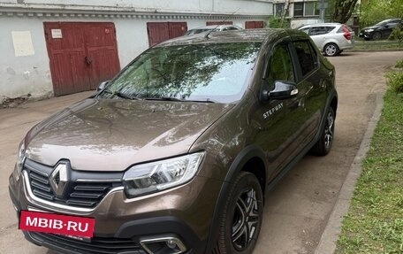 Renault Logan II, 2019 год, 1 150 000 рублей, 2 фотография