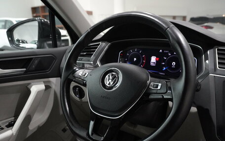 Volkswagen Tiguan II, 2019 год, 2 970 000 рублей, 19 фотография