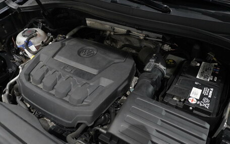 Volkswagen Tiguan II, 2019 год, 2 970 000 рублей, 31 фотография