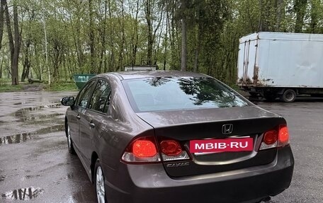 Honda Civic VIII, 2010 год, 750 000 рублей, 4 фотография