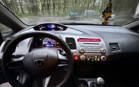 Honda Civic VIII, 2010 год, 750 000 рублей, 12 фотография