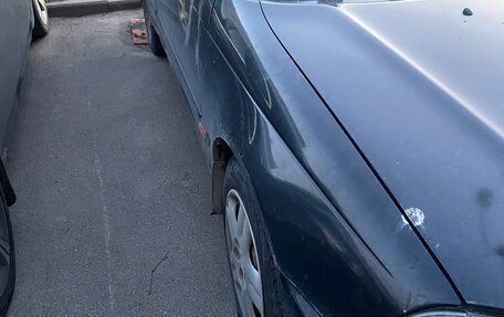 Toyota Avensis III рестайлинг, 1999 год, 160 000 рублей, 3 фотография