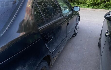 Toyota Avensis III рестайлинг, 1999 год, 160 000 рублей, 4 фотография