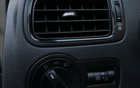 Volkswagen Polo VI (EU Market), 2017 год, 950 000 рублей, 5 фотография