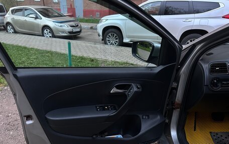 Volkswagen Polo VI (EU Market), 2017 год, 950 000 рублей, 15 фотография