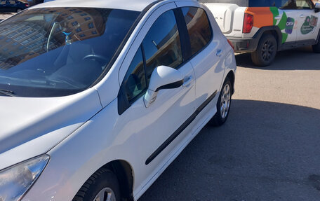 Peugeot 308 II, 2011 год, 490 000 рублей, 2 фотография