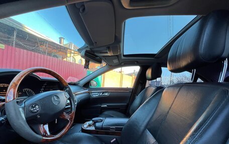Mercedes-Benz S-Класс, 2005 год, 1 650 000 рублей, 10 фотография