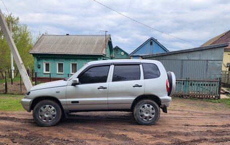 Chevrolet Niva I рестайлинг, 2004 год, 313 000 рублей, 9 фотография