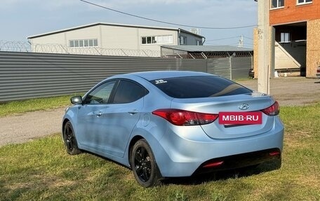 Hyundai Elantra V, 2012 год, 1 050 000 рублей, 2 фотография