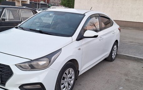Hyundai Solaris II рестайлинг, 2017 год, 940 000 рублей, 9 фотография