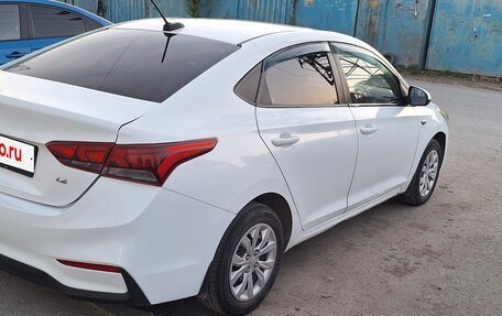 Hyundai Solaris II рестайлинг, 2017 год, 940 000 рублей, 7 фотография