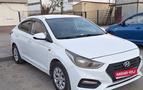 Hyundai Solaris II рестайлинг, 2017 год, 940 000 рублей, 8 фотография
