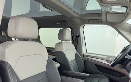 Volkswagen Multivan, 2025 год, 9 975 000 рублей, 15 фотография