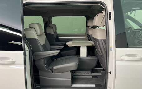 Volkswagen Multivan, 2025 год, 9 975 000 рублей, 12 фотография
