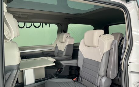 Volkswagen Multivan, 2025 год, 9 975 000 рублей, 21 фотография