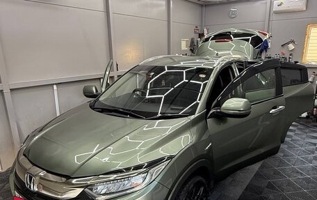 Honda Vezel, 2018 год, 1 899 999 рублей, 4 фотография