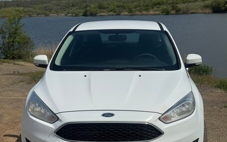 Ford Focus III, 2015 год, 950 000 рублей, 3 фотография
