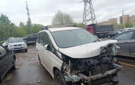 Mazda Biante, 2012 год, 600 000 рублей, 2 фотография