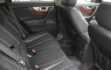Infiniti QX70, 2013 год, 2 500 000 рублей, 12 фотография